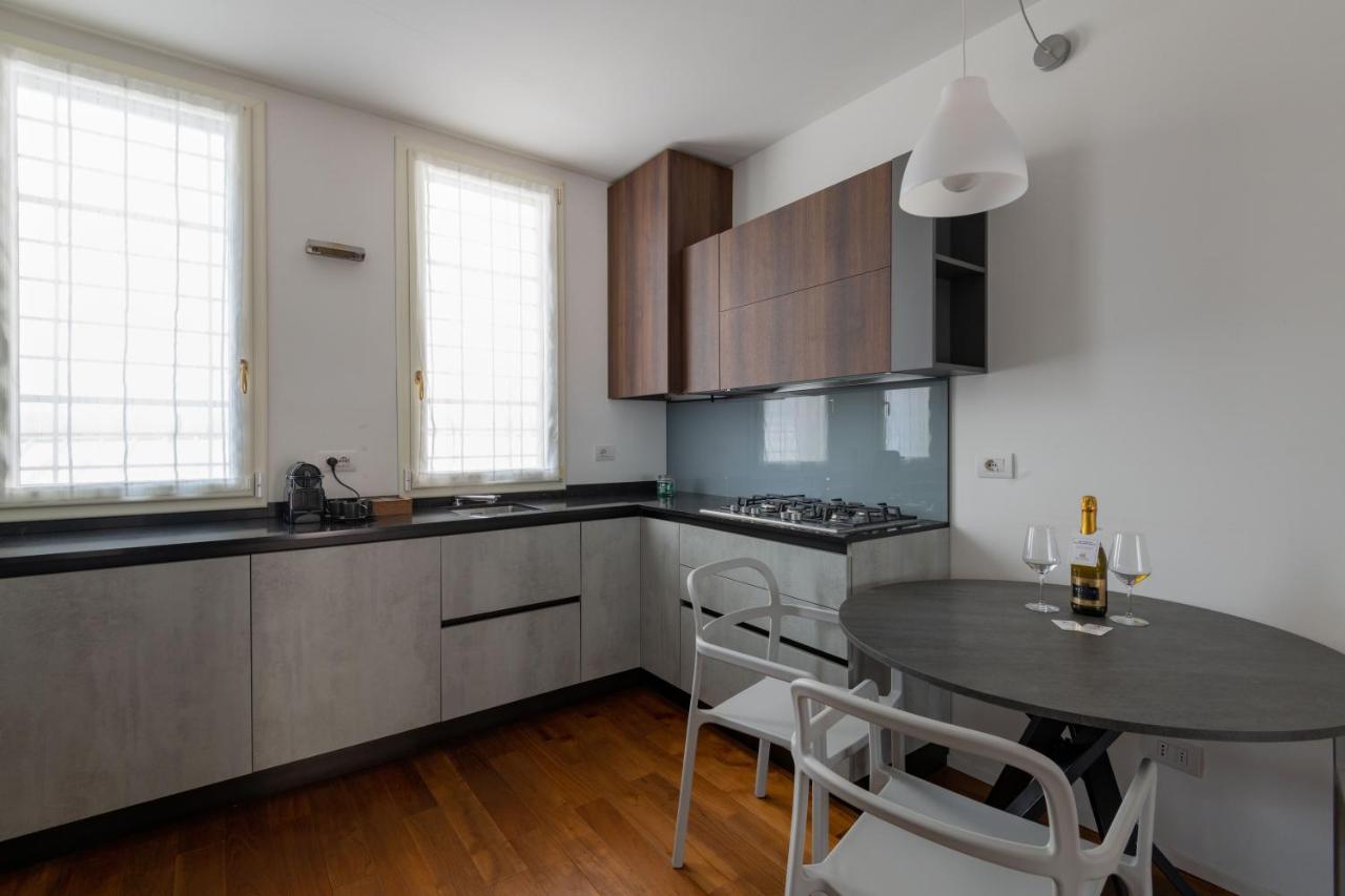 Milano Apartments Voghera Extérieur photo