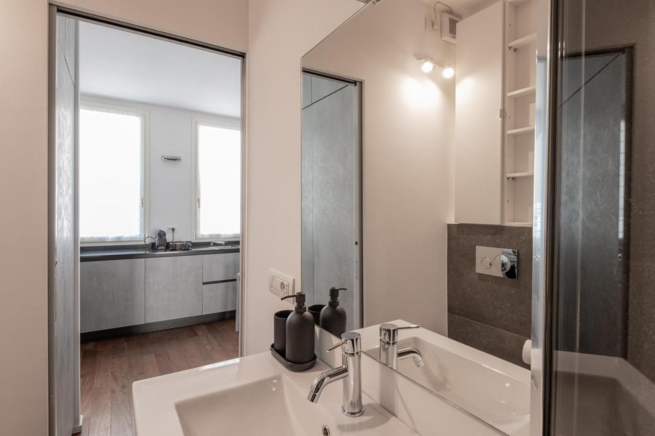Milano Apartments Voghera Extérieur photo