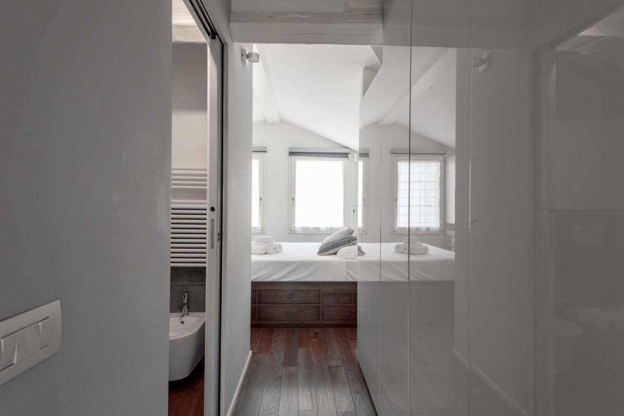 Milano Apartments Voghera Extérieur photo